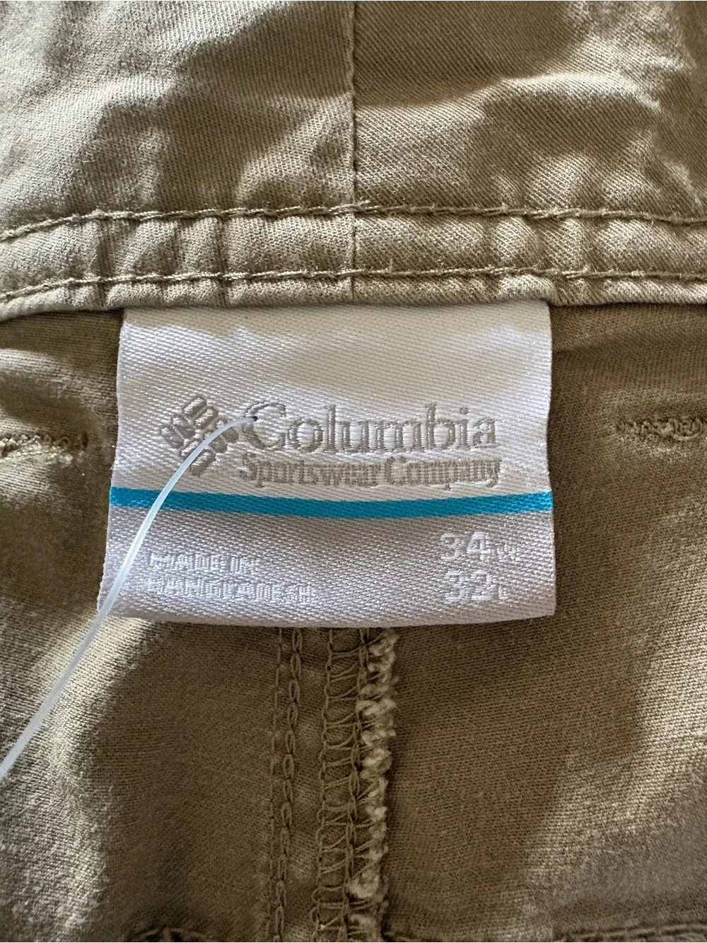 Columbia Men's Light Tan Chino Pants